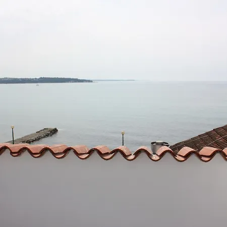 Daire Tomato Novigrad Istria
