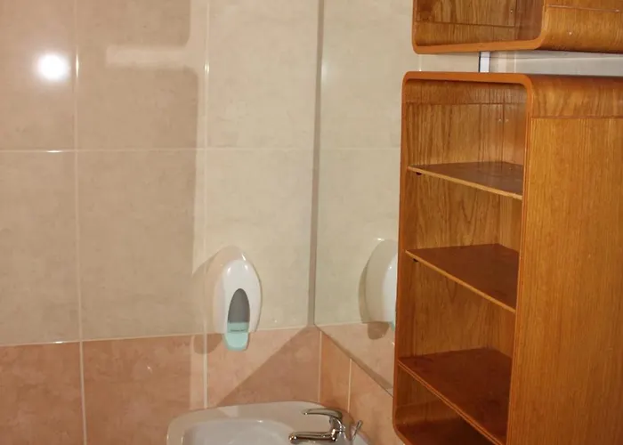 Tomato Novigrad (Istria)